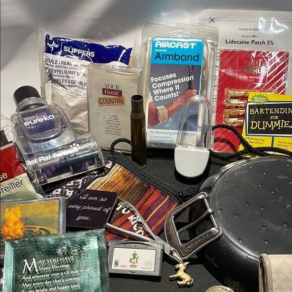 Assorted Household Items Bundle - Picture 3 of 4